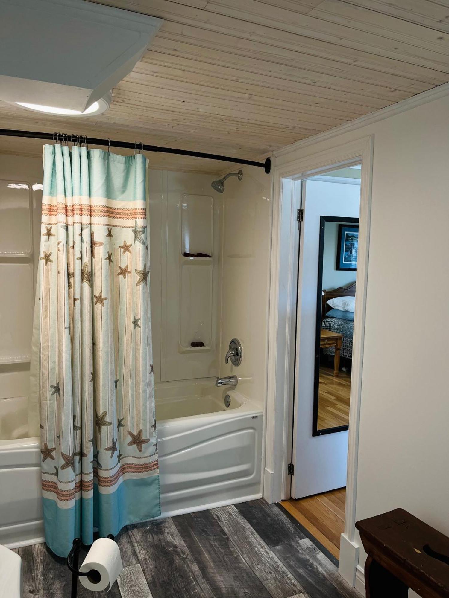 Toulinguet Inn - Suites Twillingate Exterior foto